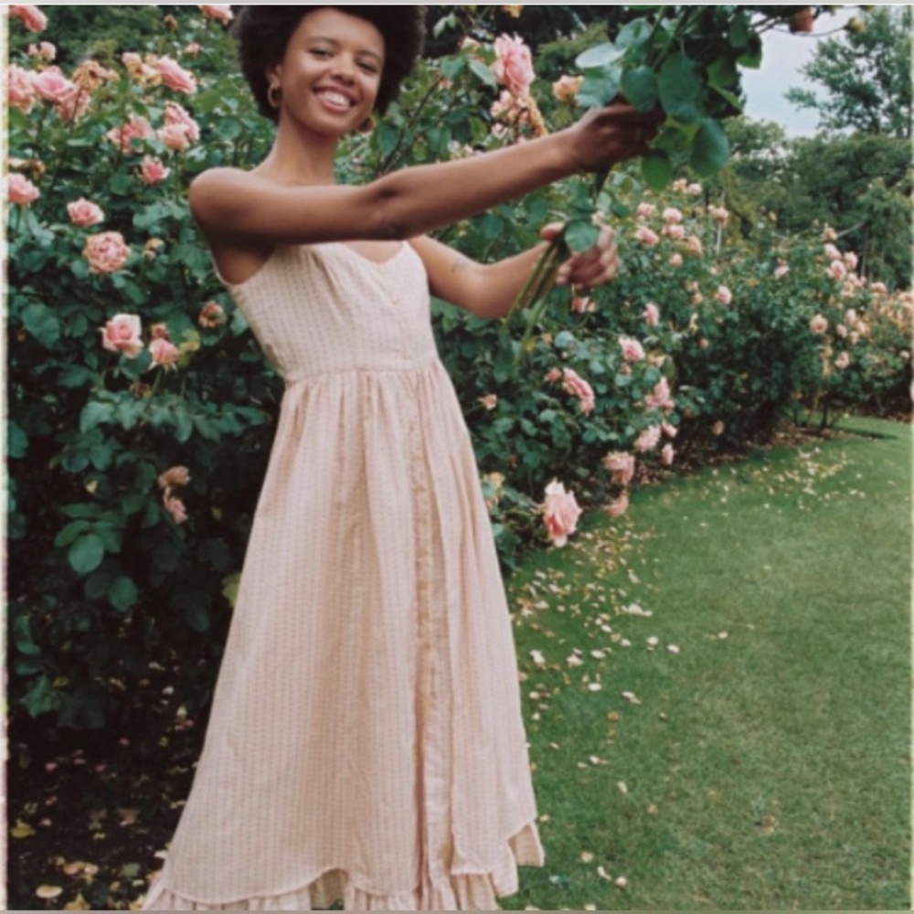 Unavailable! This dress is no longer available.